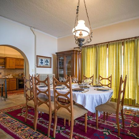 Traditional Luxury Villa ARMONIA Aigio Esterno foto